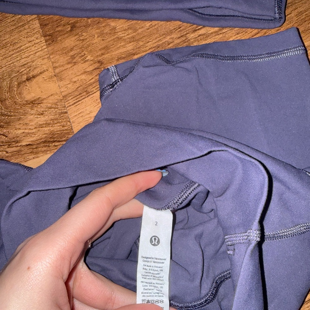Euc Lululemon Set - image 3